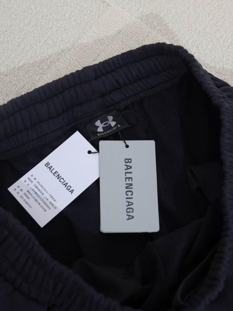 balenciaga x under armour baggy pants
