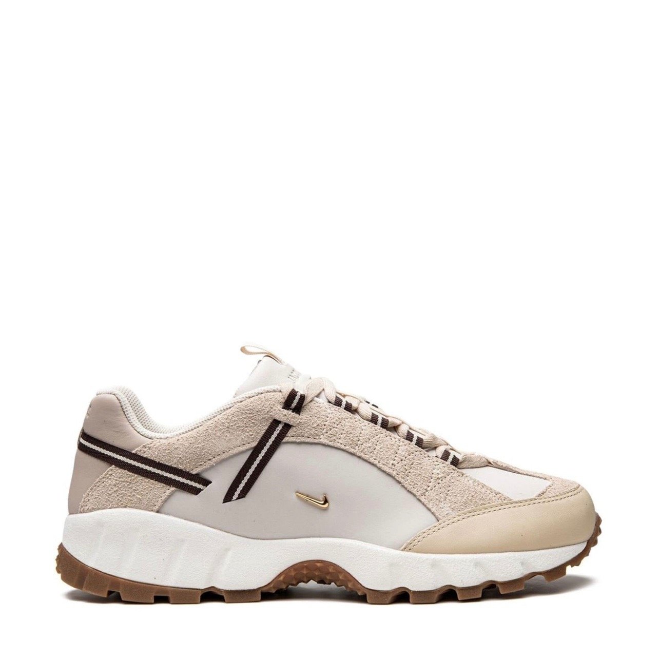 JACQUEMUS X NIKE