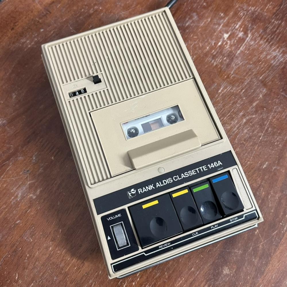 مسجّل كاسيت محمول — Rank Aldis Cassette 146A