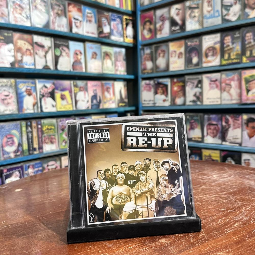 CD ألبوم أصلي - Eminem Presents: The Re-Up