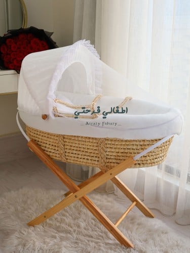 سلة موسى مع حامل