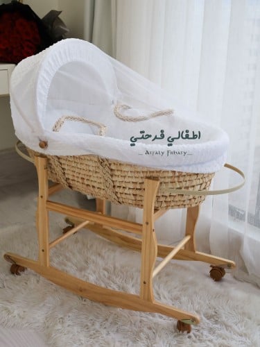سلة موسى مع حامل بكفرات