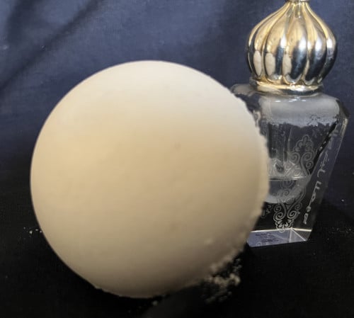 كرة الاملاح الفوارة بالمسك الناعم