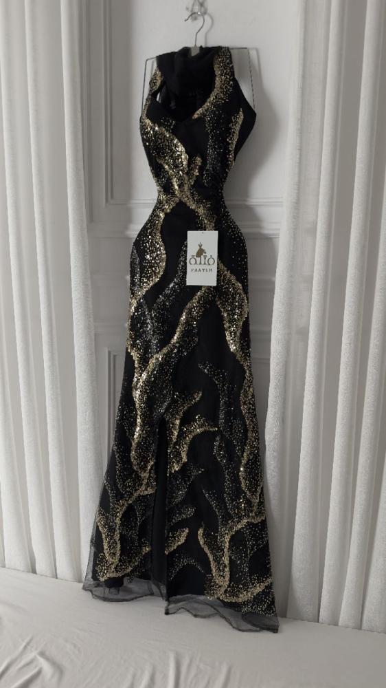 فستان عذابة