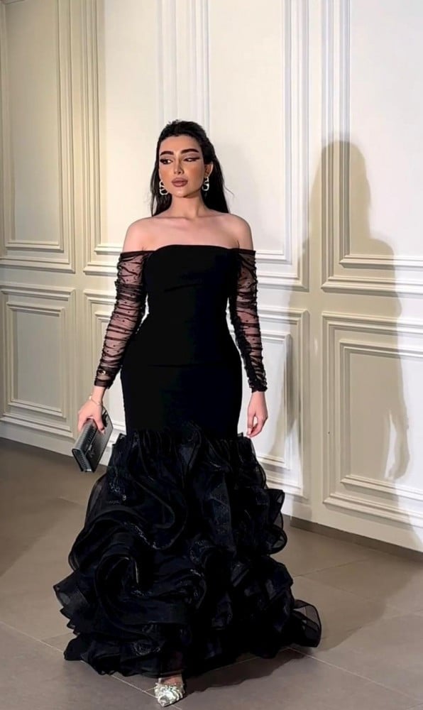 فستان حنان الانيق بتصميم عصري