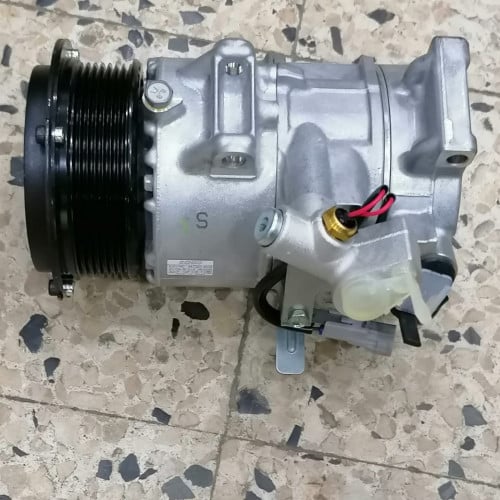 COMPRESSOR TOYOTA HIACE 06-10 NO 10900J  كبروسر هايس