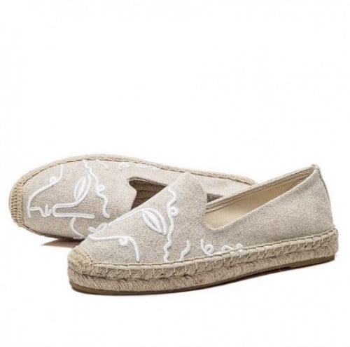 Arte Espadrilles Closed Style - Beige