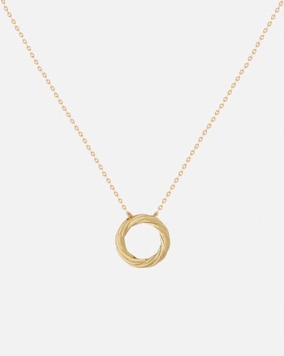 Elegant women's necklace, exuding sophistication in gold.