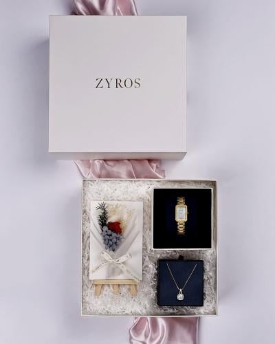 Women's gift: watch and rose necklace اختار التغليف المناسب ليكتمل تفردك ب 25 ريال فقط:(ZTG032)