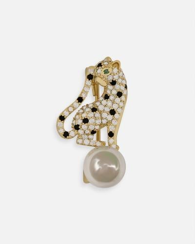 Women's brooch in gold with a luxurious design