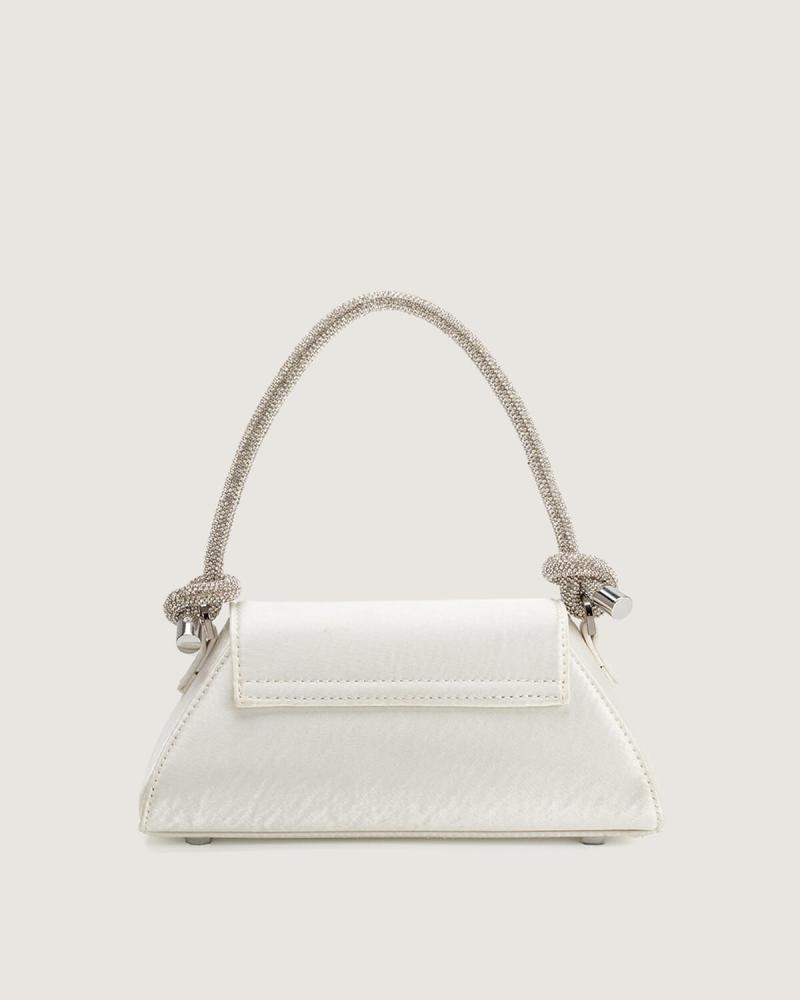 A medium-sized white women's handbag suitable for your special occasions