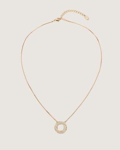 A women's necklace for an elegant presence in gold color.