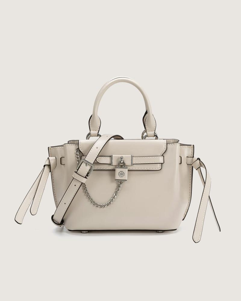 Classic women's bag in beige