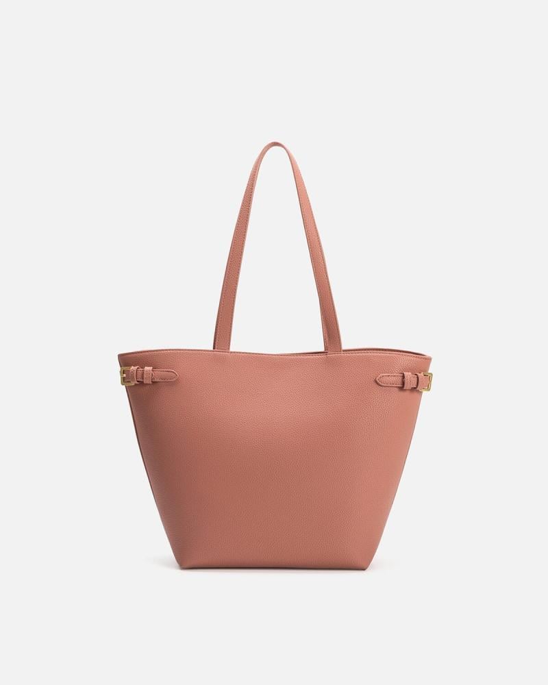 A spacious bag with a practical design in pink