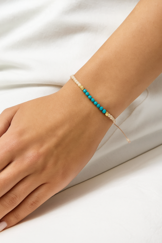 Women's bracelet in white and turquoise