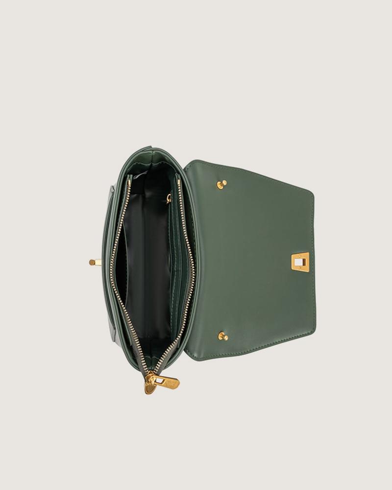 Wahaj bag in green, medium size, for everyday use.