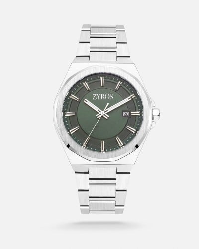 Men's watch with a silver-tone steel strap