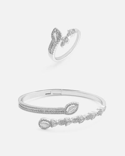 Luxury women's set: bracelet and ring in silver
