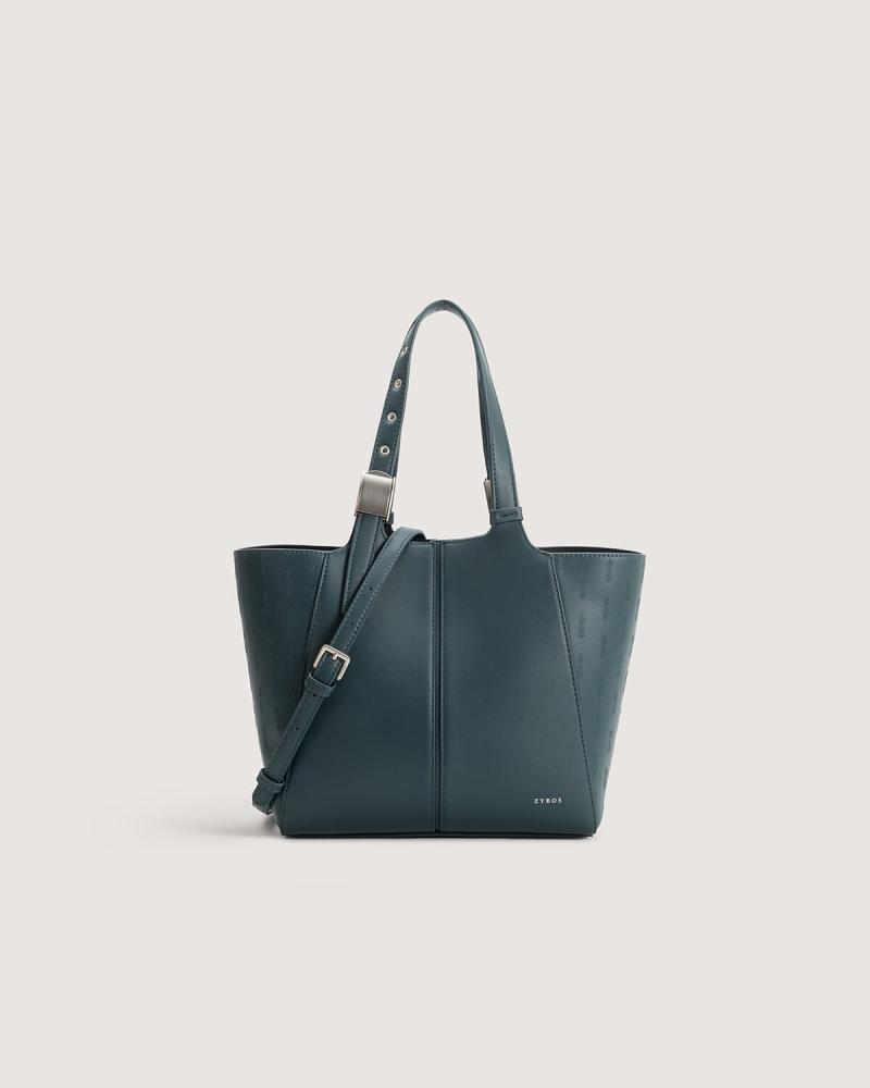 A medium-sized women's bag for your practical look