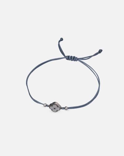 Women's bracelet with blue threads