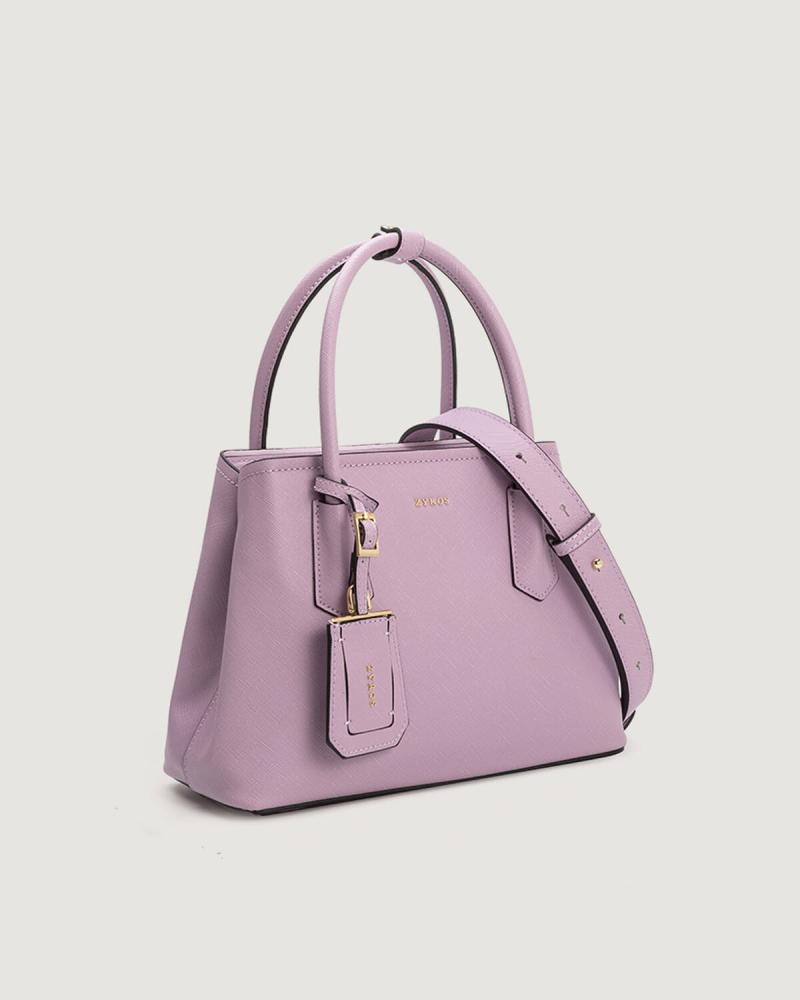 A large women's bag for your everyday look
