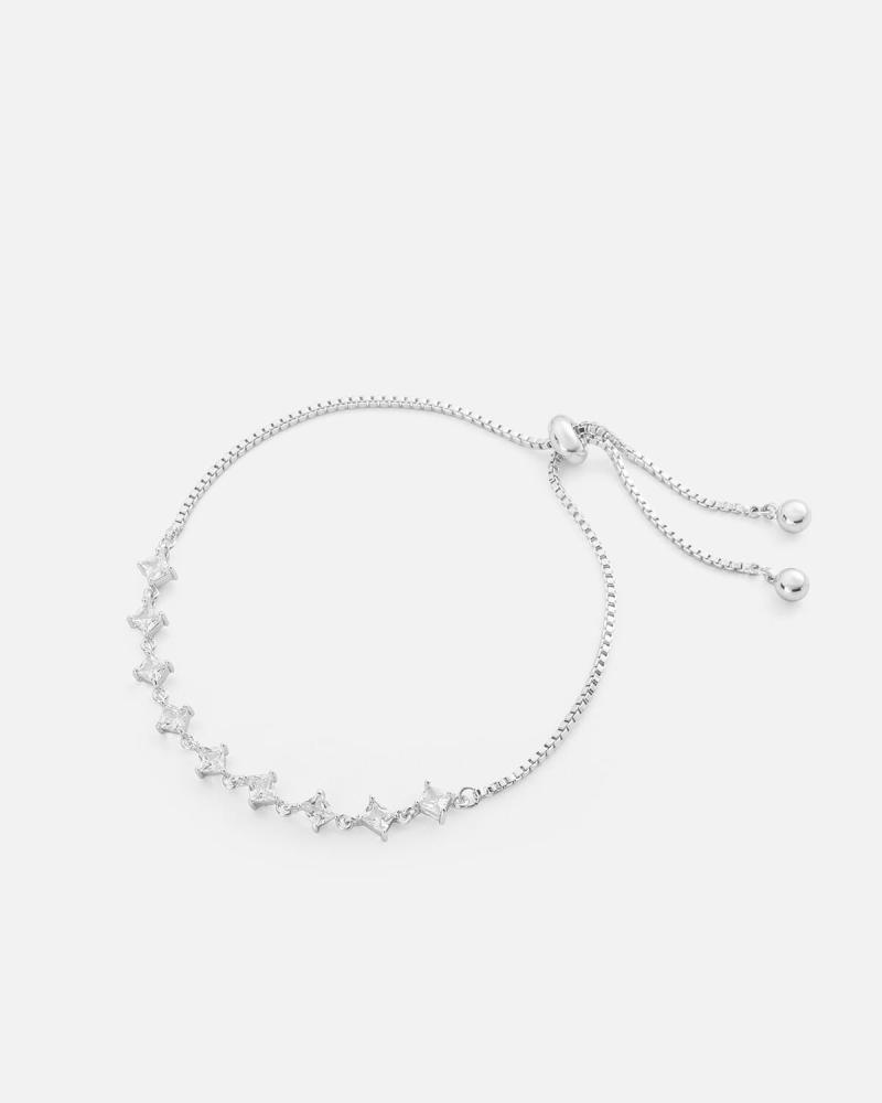 Stylish children's bracelet in gold