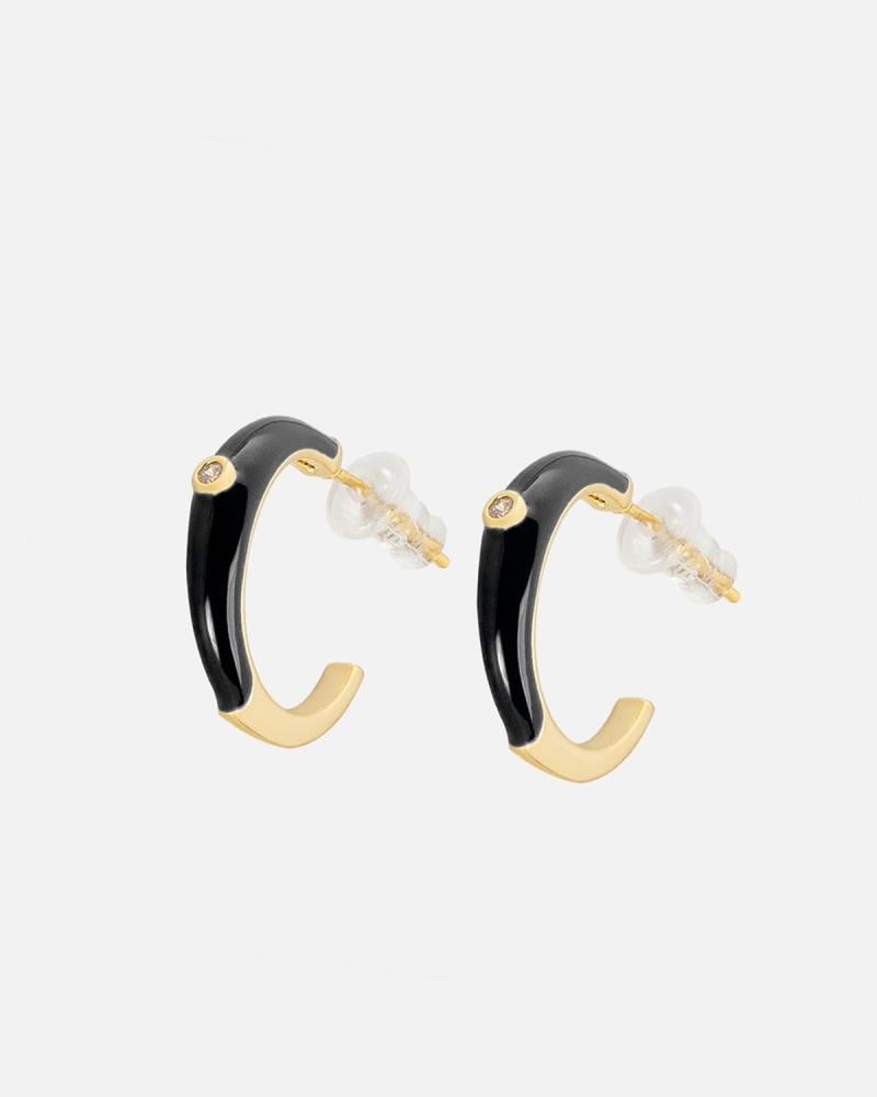 حلق نسائي بتصميم أنيق بلون ذهبي وأسود