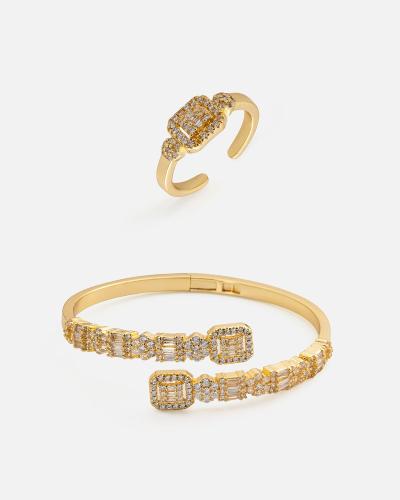 Luxury women's set: bracelet and ring in gold color