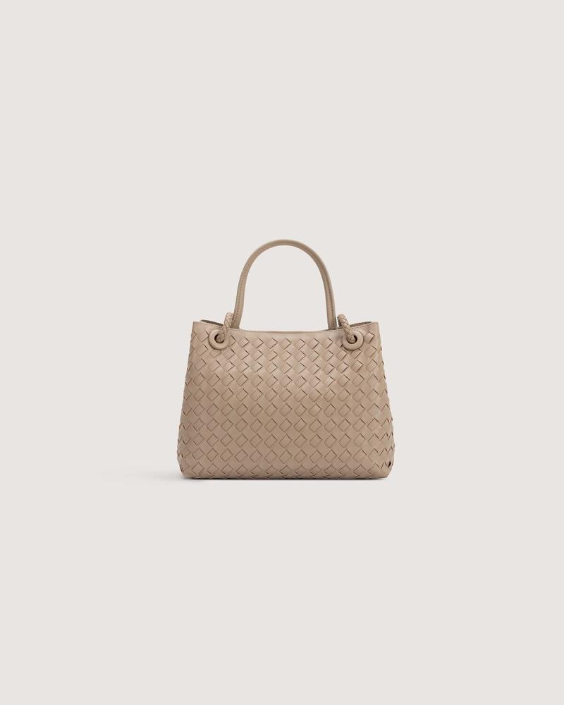 A large beige bag for all occasions.