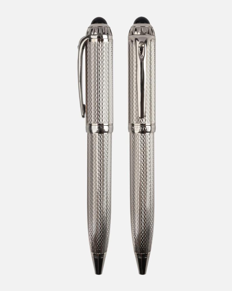 A men's gift with a modern design