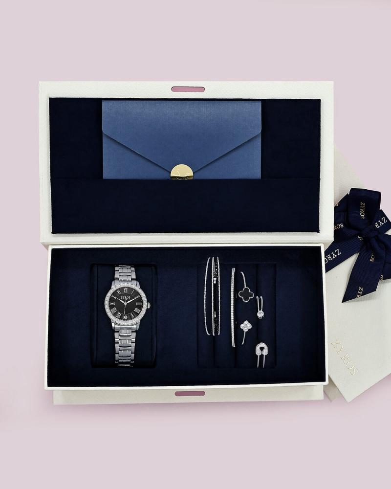 Women's gift set including watch and bracelets