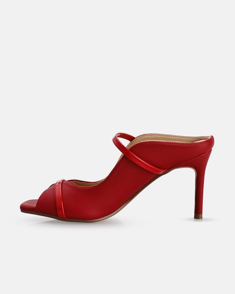 حذاء نسائي أنيق باللون الأحمر