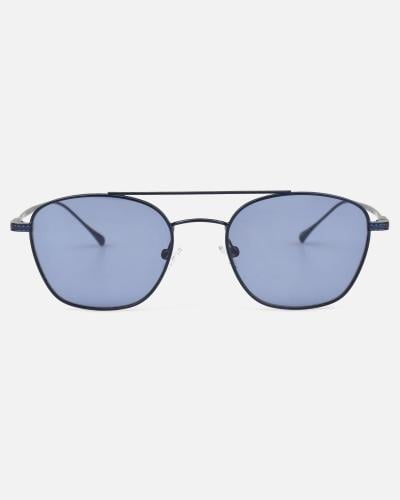 Distinctive men's sunglasses in blue