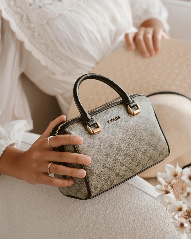 Women's handbag with a practical design in black