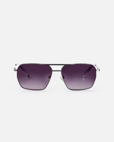 Stylish men's sunglasses in a transparent color