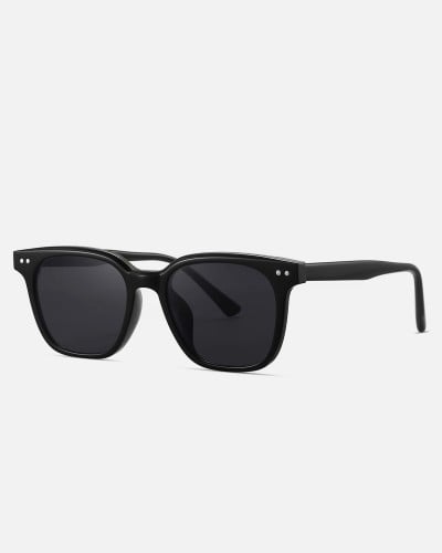 Unisex sunglasses with classic design