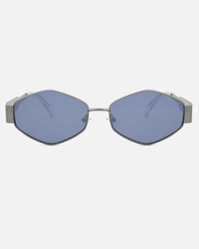 Women's sunglasses with an attractive design in gray