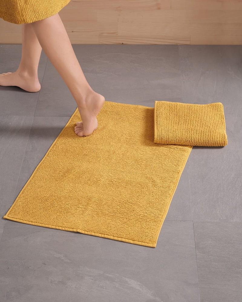 Set of two yellow floor towels