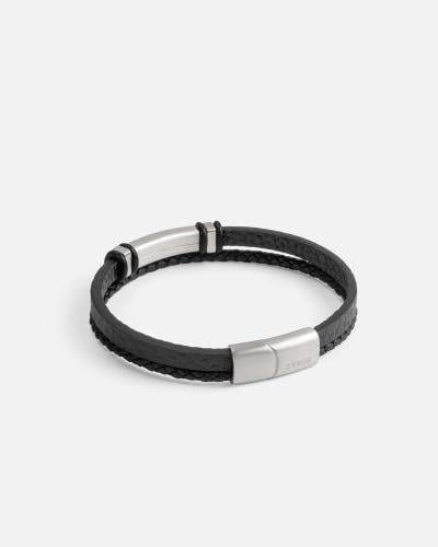 Stylish men's bracelet in black