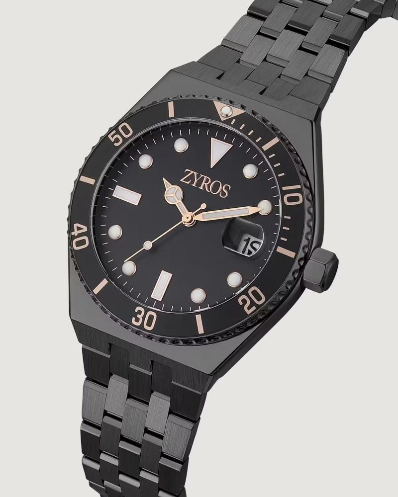 Men's watch with gray steel strap