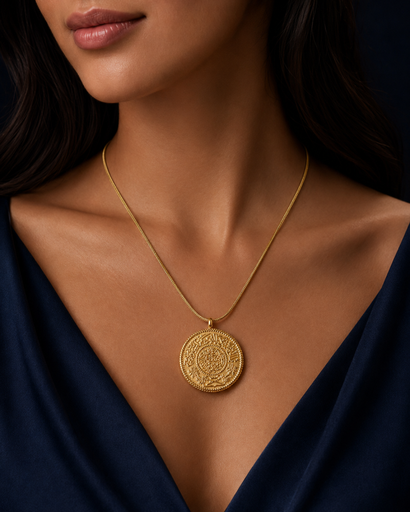 Unique women's necklace in gold color - Zyros official website We