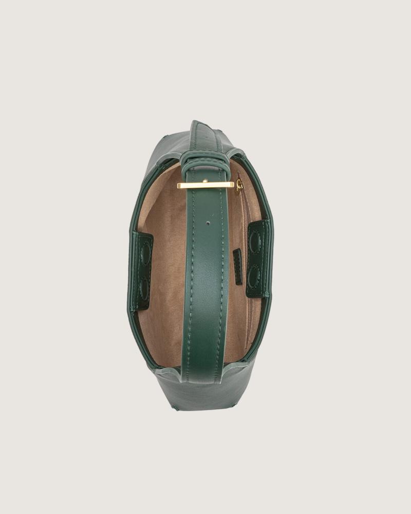 Women's bag suitable for everyday wear in green
