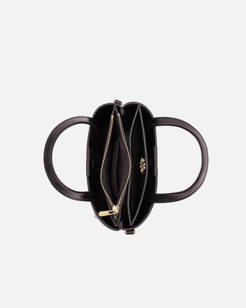 A women's bag that expresses beauty in a brown color