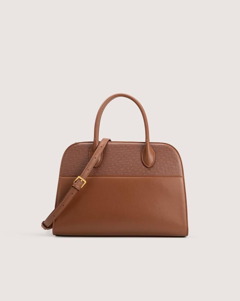 شنطة نسائية بحجم واسع بلون بني