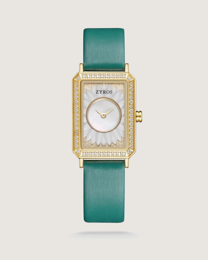 ساعة نسائية بسير جلد بلون أزرق