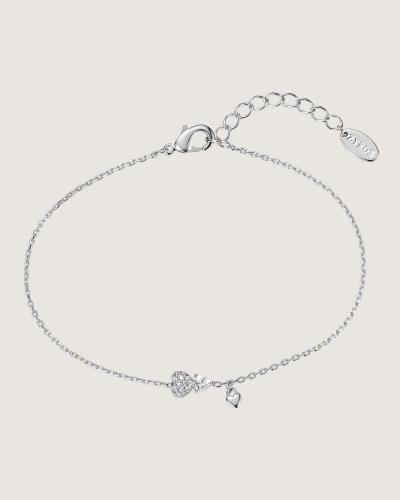 A distinctive women's bracelet in silver
