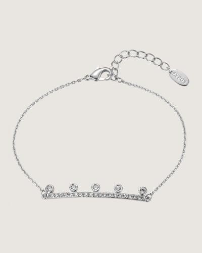 A distinctive women's bracelet in silver