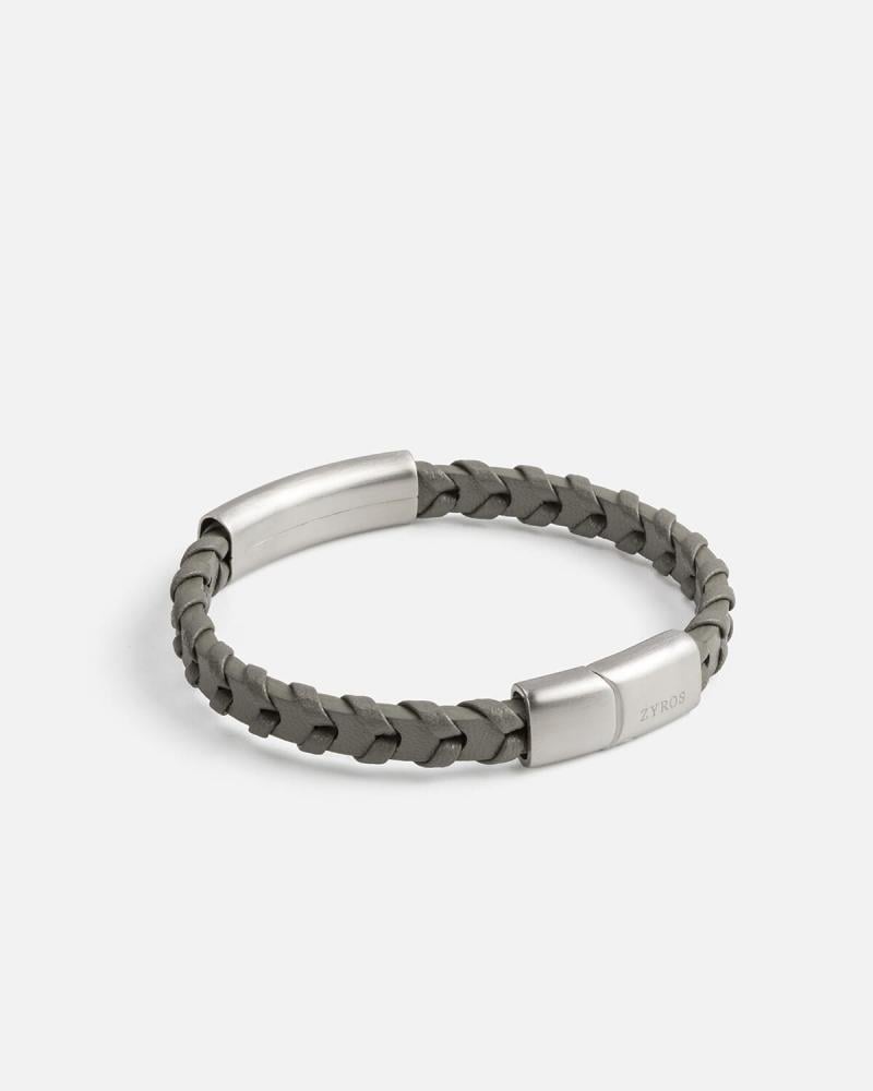 Men's bracelet with a practical design in gray