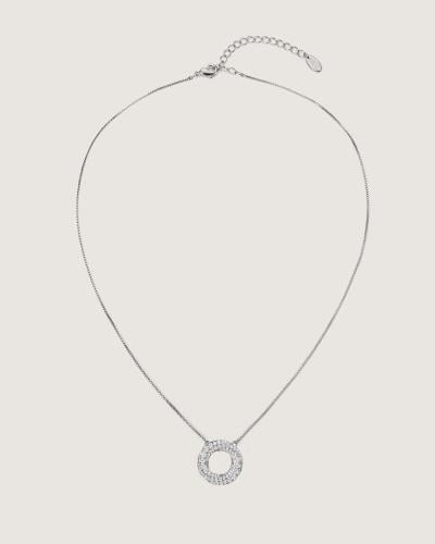 Women's necklace for an elegant presence in silver