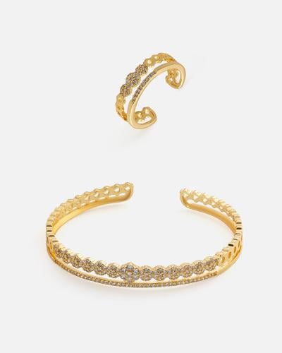 Women's set: bracelet and ring in gold